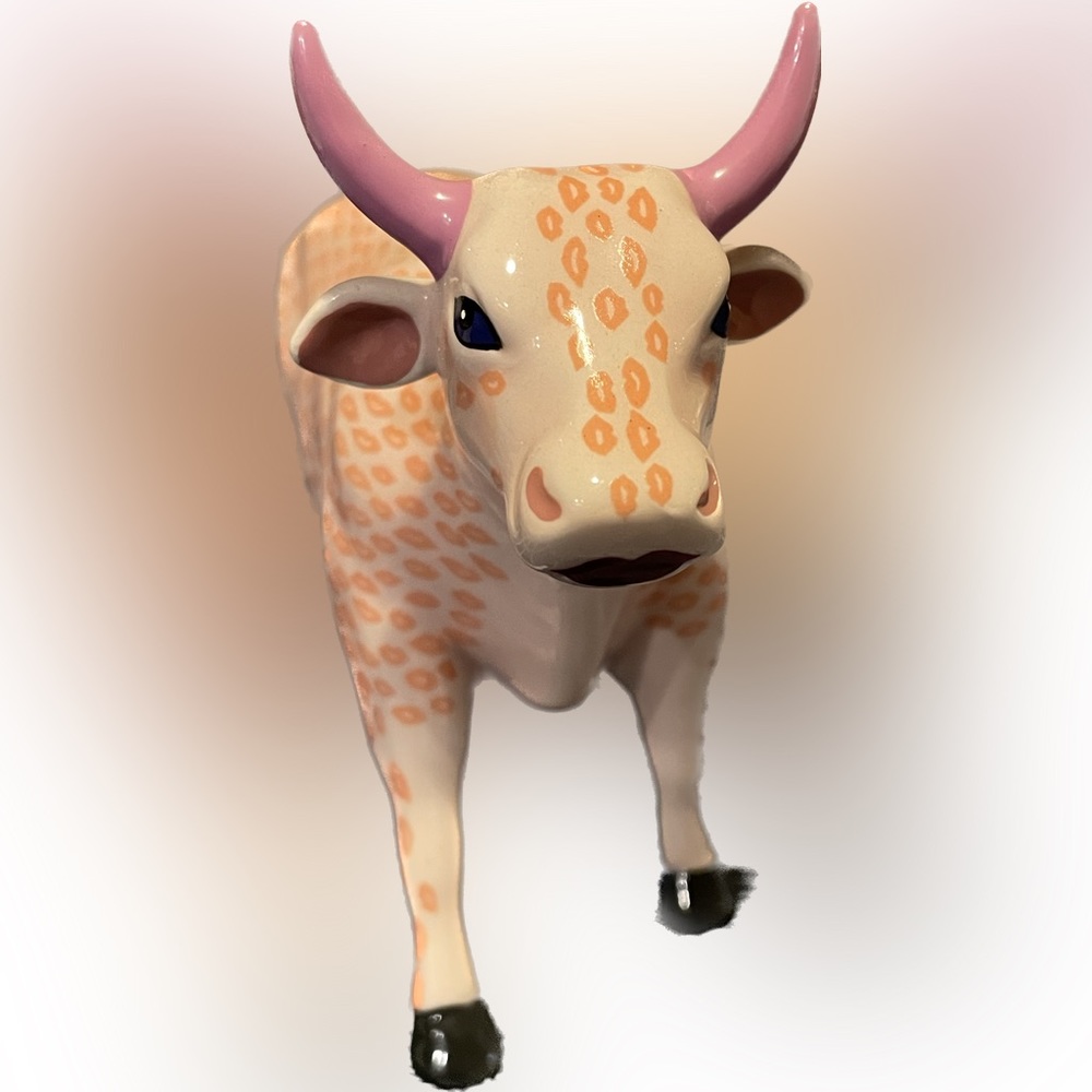 Cow Parade Smooch #9183